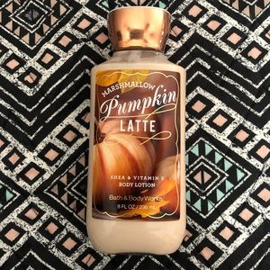 🌻5/$25🌻 Body lotion